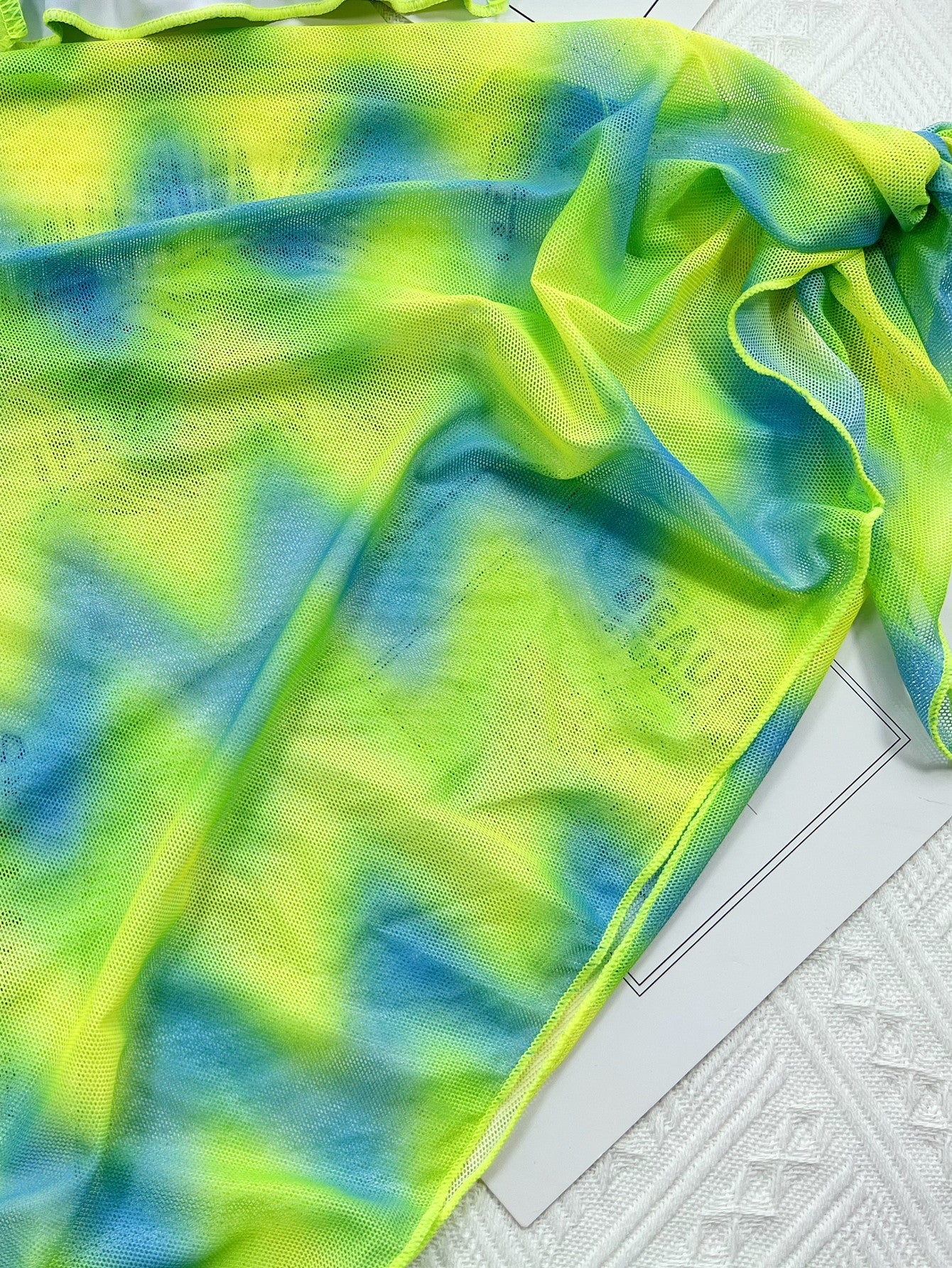 3 Pcs Tie Dye High Cut Triangle Top Bikini & Skirt Wrap